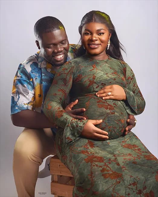 Maternity shoot 13
